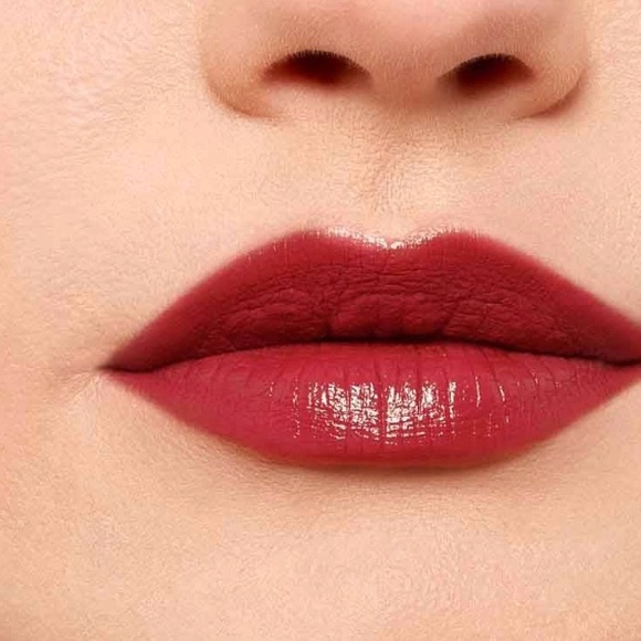 ⚜️3/$25⚜️🛍LOREAL LIPSTICK 🛍297 RED PASSION💋 - Picture 4 of 5